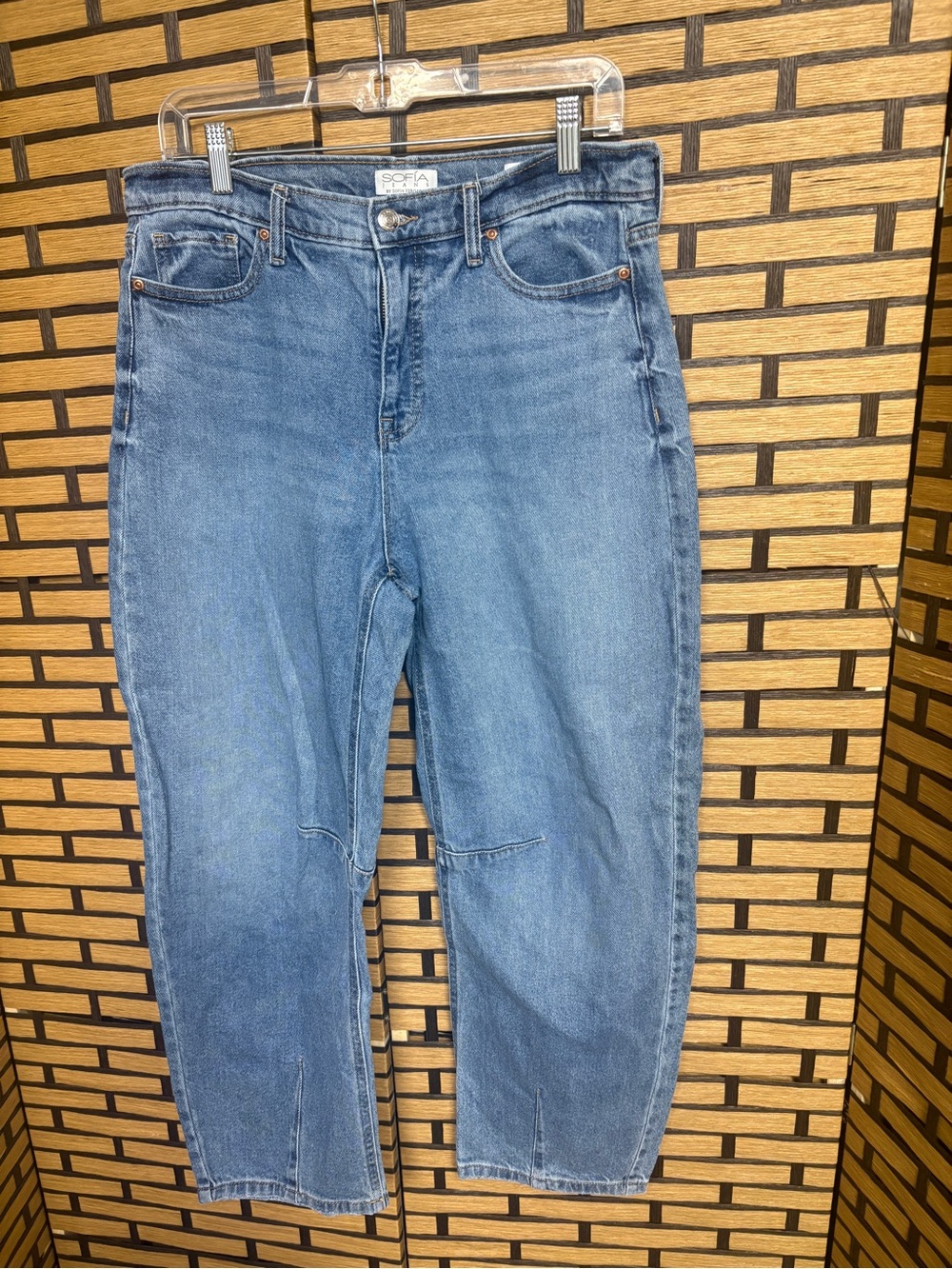 Sofia Vergara barrel leg jeans size 6
